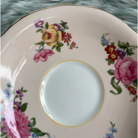 Vintage Ainsley Tea Cup and Saucer. - Picture 9 of 11
